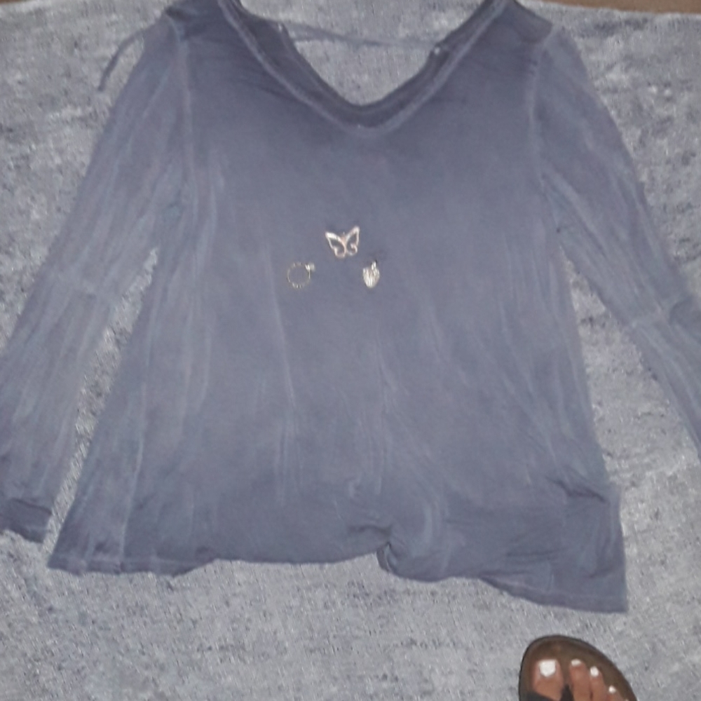 Long sleve shirt